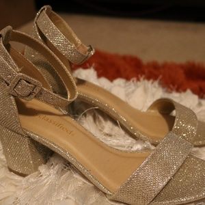 Cityclassified Gold Sparkle Heels